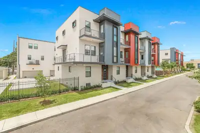 Image de 4 Bedroom Bienville Townhouses near Restaurants