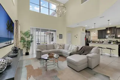 Image de 5 Bedrooms/ 5 Bathrooms/ Paradise Palms (2948 Bp)