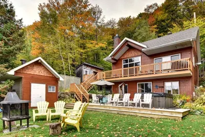 Image de Chalet Beaulac #047 au bord de l'eau