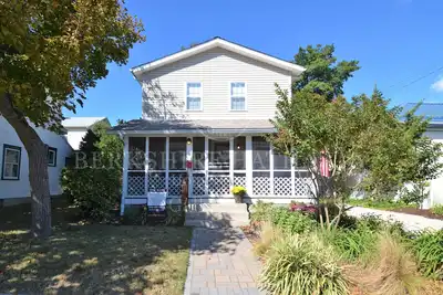 Image de 4 Br Beach Home dans le 2ème Ocean Block, South Rehoboth Beach