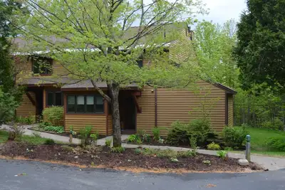 Image de Maison de ville 3br, à pied du centre-ville. 8 personnes