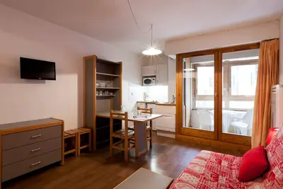 Image de Studio 2* au Centre de Brides-les-Bains, Balcon, Wifi, Parking Couverts, Proche Télécabine et Spa