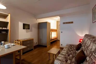 Image de Studio avec Balcon en Centre-Ville, Proche Télécabine et Thermes à Brides-les-Bains
