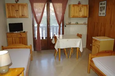 Image de Studio 2 pers avec balcon est spacieux, centre station proche thermes et télécabine, parking inclus