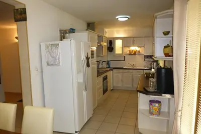 Image de Appartement cosy 2 chambres, proche commerces, parking, wifi, animaux admis