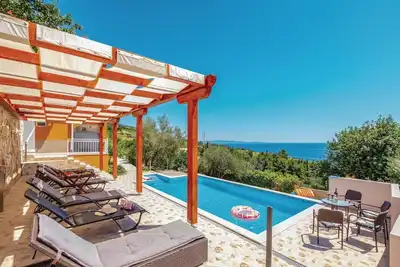 Image de Bel appartement à Orebic avec jacuzzi