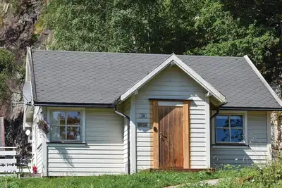 Image de Belle maison Ă Vallavik avec WiFi