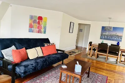Image de Maison familiale spacieuse et lumineuse - très bien situé!