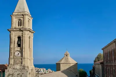 Image de Au coeur de la vieille ville, superbe appartement avec terrasse sur le toit, 3bed \/ 1bath \/ Wifi \/ Ac