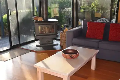 Image de Superbe Beach House dans un jardin tranquille