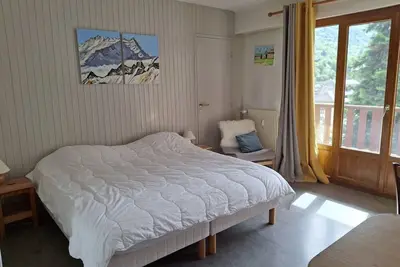 Image de Studio accueillant, centre station, balcon, parking, WiFi