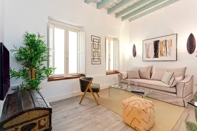 Image de Apartment near the Cathedral. Padre Marchena Iii
