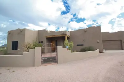 Image de Maison meublée de luxe avec vue sur la montagne