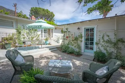 Image de Shabby Chic Rose Cottage Californie du Sud