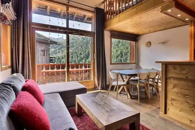 Image de Bel Appartement Duplex, Decoration Montagne Chaleureuse