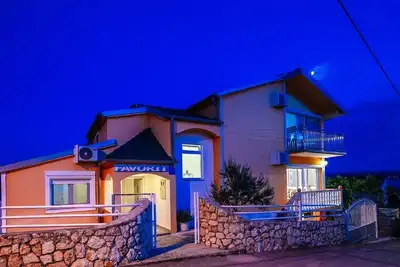 Image de Belle maison de vacances à Maslenica près de la plage