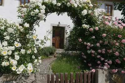 Image de Auszeithaisel - Maison de campagne généreuse avec offre bien-être