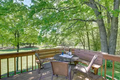 Image de Nouveau! Mise Ă jour de la maison avec terrasse, Ă 2 miles de Sister Bay Beach