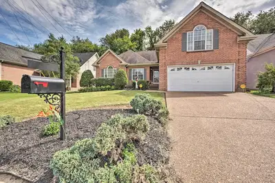 Image de Nouveau! Accueil w / Grill & Patio - 14 mi Ă Dt Nashville!