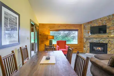 Image de Christmas Mountain Village ™ - Wisconsin Dells - Bois de construction 1 chambre