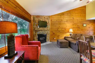 Image de Christmas Mountain Village ™ - Wisconsin Dells - 1 Chambre en Bois