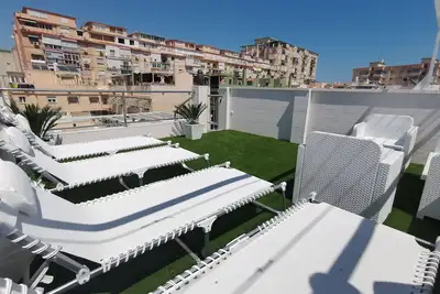 Image de Spectaculaire Maison de Luxe avec 2 Terrasses Plage Wifi 5 Chambres à coucher 6 Salles de bains