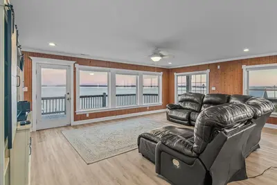 Image de Swansboro \"Seaside Bliss\" appartement avec une vue incroyable!