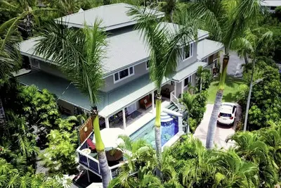 Private Kona Villa, Pano Ocean Views! Walk to Magic Sands, Private Pool & Spa