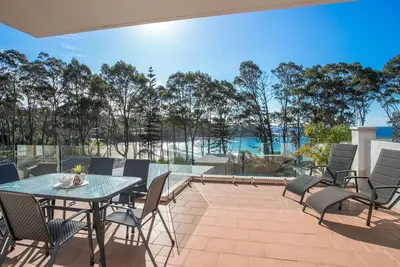 Image de Appartement de vacances à Batemans Bay à 200 mètres de Denhams et de Surf Beach