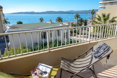 Image de Studio climatisé 2 pers - Vue mer - Proche plage/commerces - Accès WiFi gratuit - Parking dispo