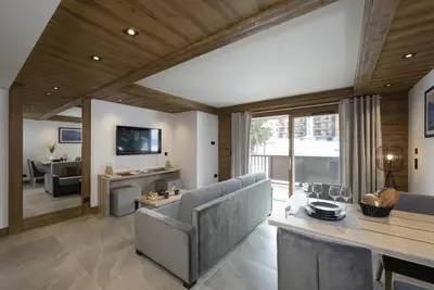 Image de Wifi, remise en forme, piscine, sauna, hammam, balcon, parking, télévision, casier à ski, 50m²
