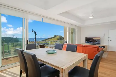 Image de Vue Imprenable Sur L'Ocean, Balade Vers La Plage Et Les Commerces
