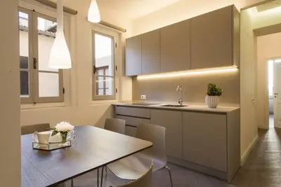 Image de Newly Renovated\/Brand New 2019 - Classy, spacious and an exclusive location