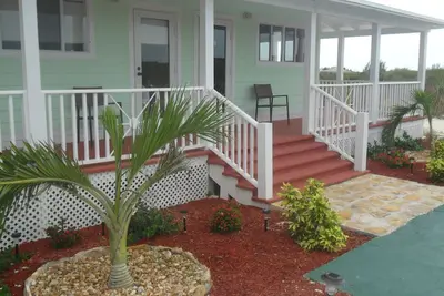 Image de Le Tranquil Sunrise Cottage se trouve juste à côté du site du Fyre Festival.