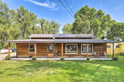 Image de Nouveau! Family Home w / Hot Tub - Marchez jusqu'au lac Johnson!