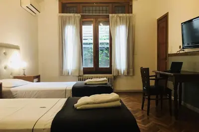 Image de Suite dans un manoir historique + Emplacement 5 ★ [Centre-ville de Buenos Aires]