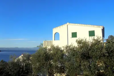 Image de Appartement d'une chambre avec la terrasse et la vue sur le mer Necujam, Solta (A-16729-a)