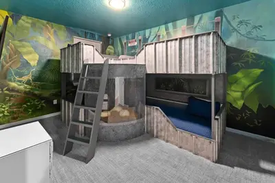 Image de Villa de luxe construite en 2019! Chambres à thème, piscine privée et plus!