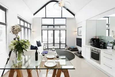 Image de Loft aéré et lumineux directement sur la plage de Big Bay