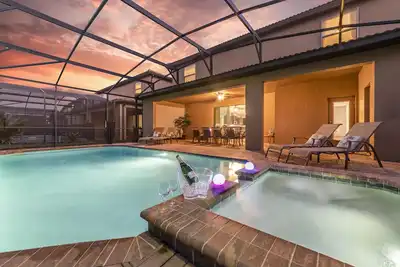 Image de 🏝🏝🏝 Villa magnifique de luxe! Vue sur le lac avant et arrière, près de Disney