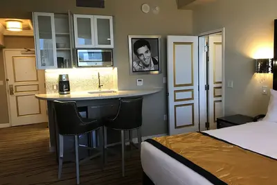 Image de Villa de luxe avec 2 chambres et 2 salles de bains au Westgate Resort à Las Vegas, Nevada