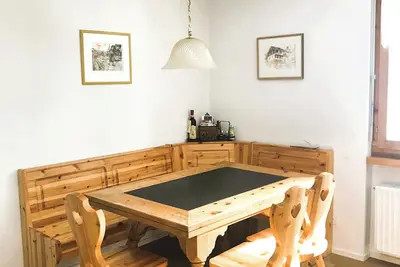 Falera: vacances de randonnée ou de ski. Joli village!