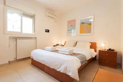 Image de Charmant 3br dans le meilleur emplacement