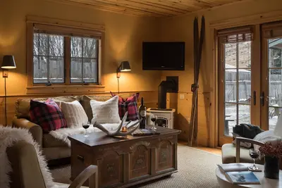 Image de Avant-poste: chalet alpin 3