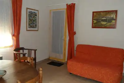 Image de T2 meublé, Rez de jardin