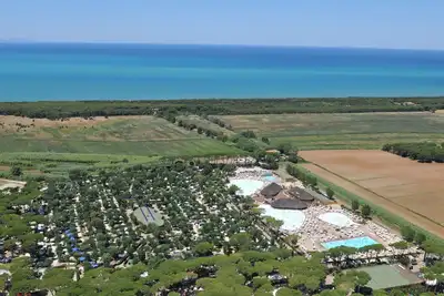 Image de Hu Park Albatros Village