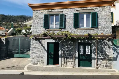 Image de Casa Lugar da Ribeira, climatisation et terrasse avec vue sur la mer
