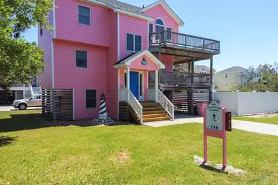 One Part Harbor 5br Oceanside - Private Pool-Theatre Room - Hot Tub