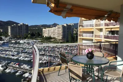 Image de Appartement \"Le France Ii\" avec vue sur Cannes Marina et les Îles de Lerins