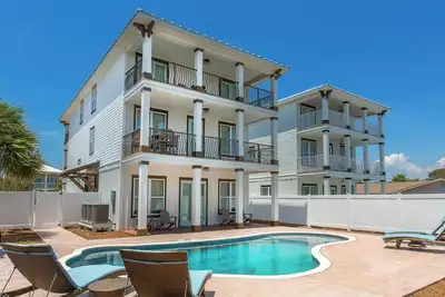 Image de Brand New 7 bed 5. 5 Bath with Gulf View! Piscine privée et voiturette de golf!